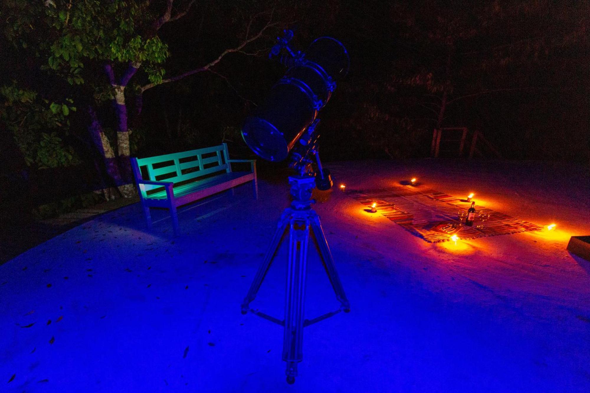 Floresta Encantada Telescopio,Fogueira, Riacho Chapada dos Guimarães Buitenkant foto