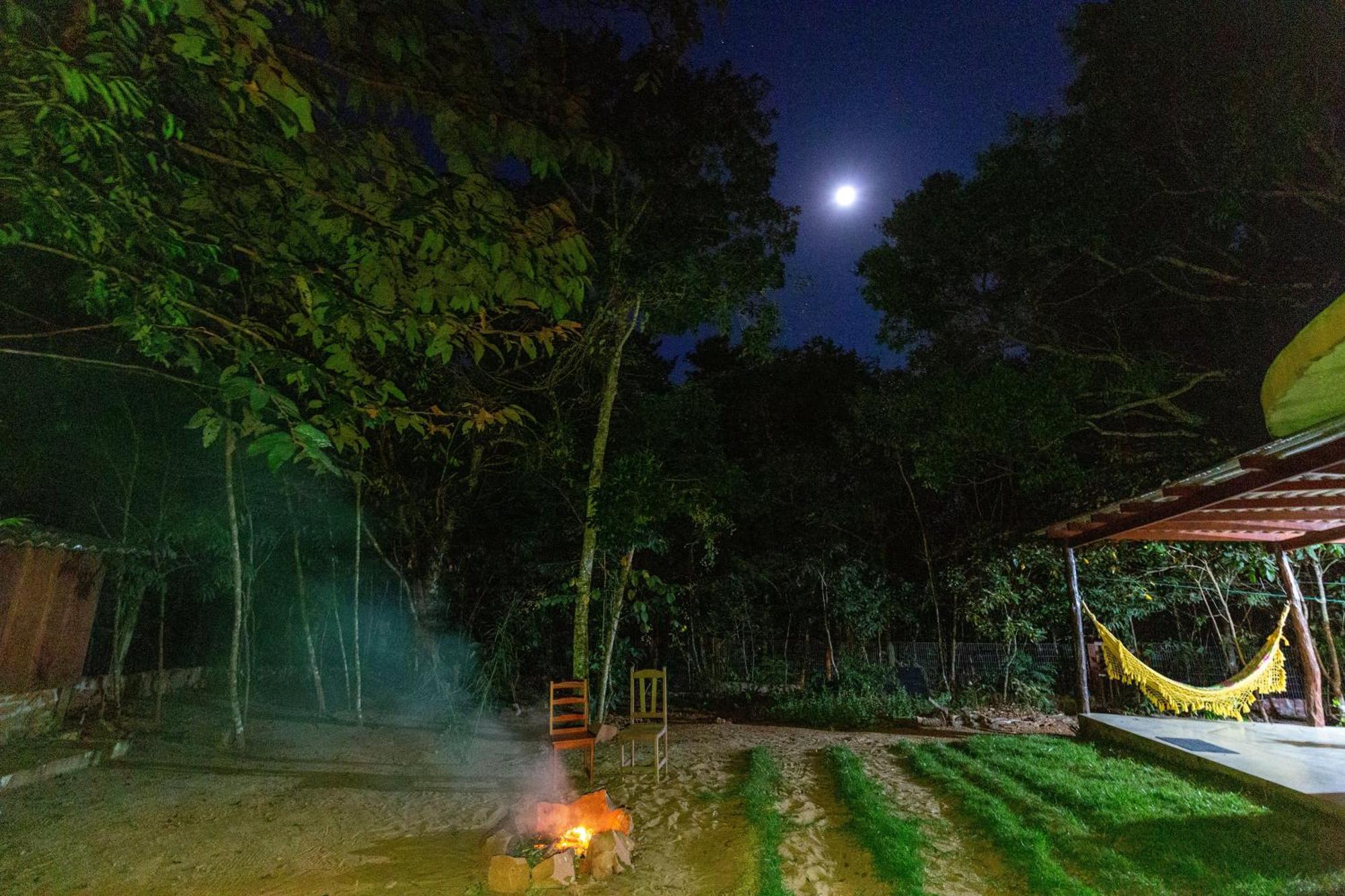Floresta Encantada Telescopio,Fogueira, Riacho Chapada dos Guimarães Buitenkant foto